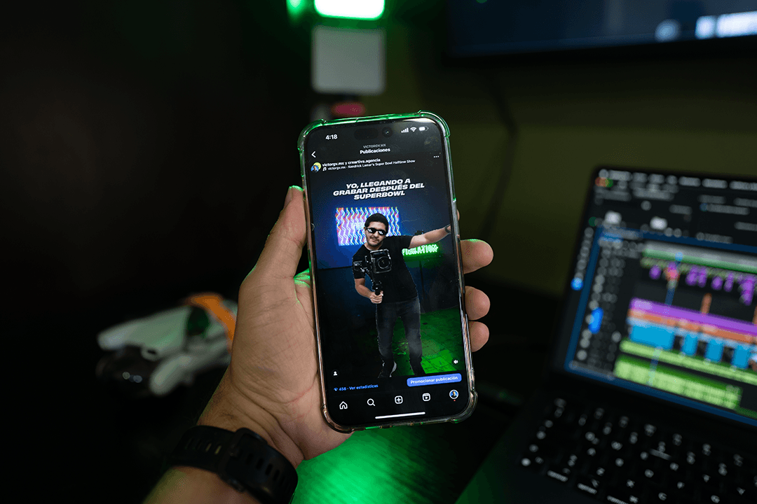 Agencia de filmmaking y contenido creativo. Videos profesionales para marcas y negocios que generan impacto y conversiones. Producción y edición de videos con storytelling y estrategias virales para redes sociales y YouTube. Filmación profesional con equipo de alta calidad para eventos, marcas personales y negocios. Videos optimizados para redes sociales: más vistas, más interacción y más clientes potenciales. Estrategia personalizada en cada video: contenido visual que conecta con tu audiencia y potencia tu marca.